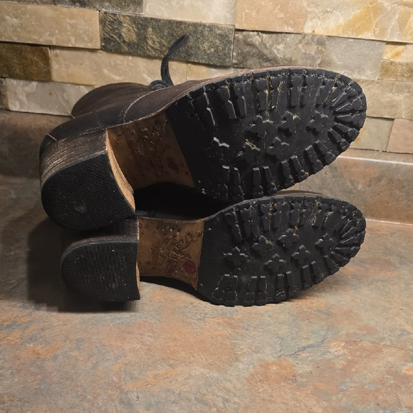 Freebird Dark Brown Cavalier Lace-Up Boots - Picture 5 of 7